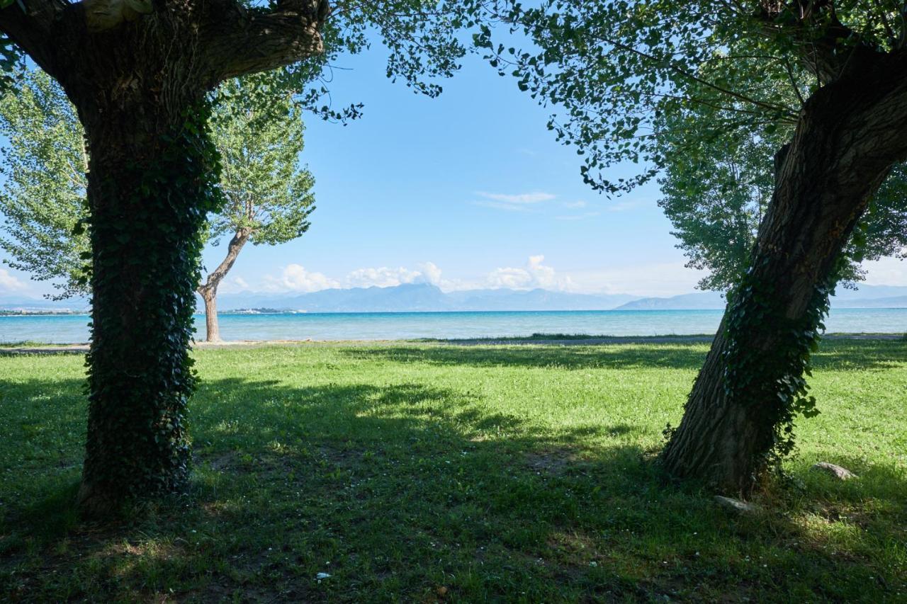 Villaggio Turistico Lugana Marina Sirmione Exterior photo